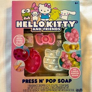 Hello Kitty Press And Pop Soap